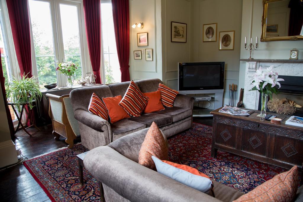 Bed and Breakfast Southbank House Херефорд Экстерьер фото