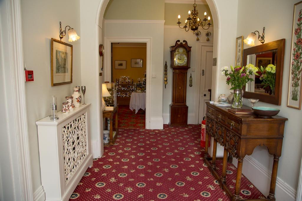 Bed and Breakfast Southbank House Херефорд Экстерьер фото