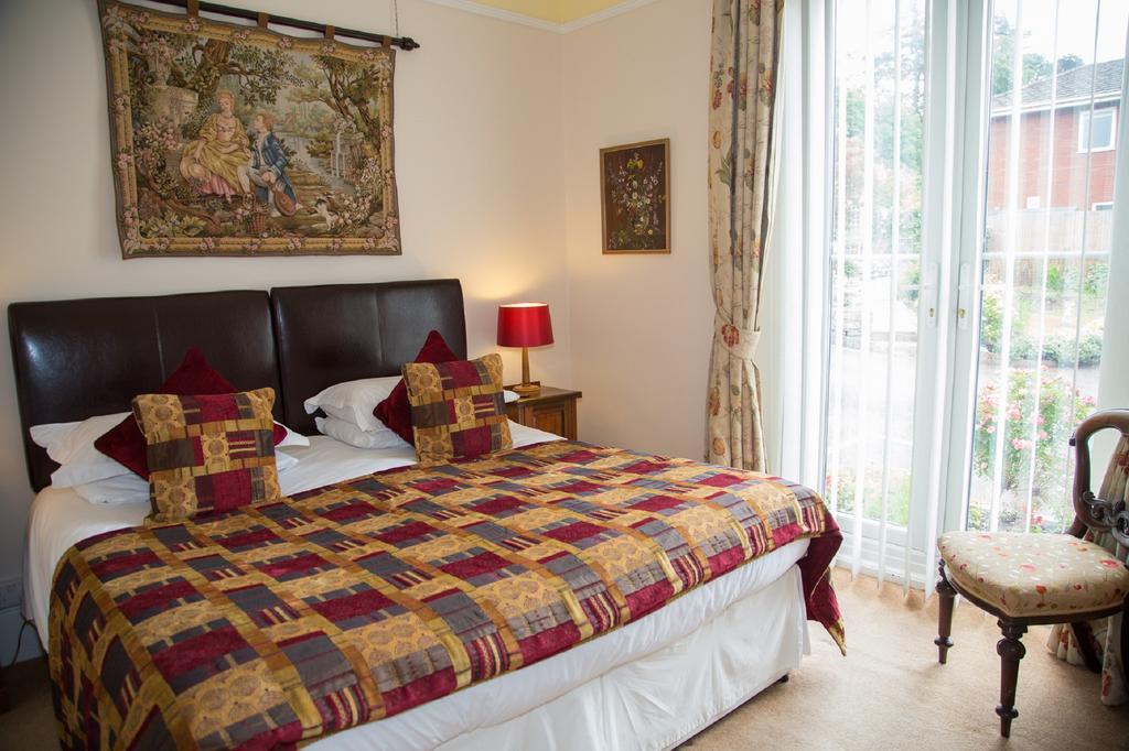 Bed and Breakfast Southbank House Херефорд Экстерьер фото