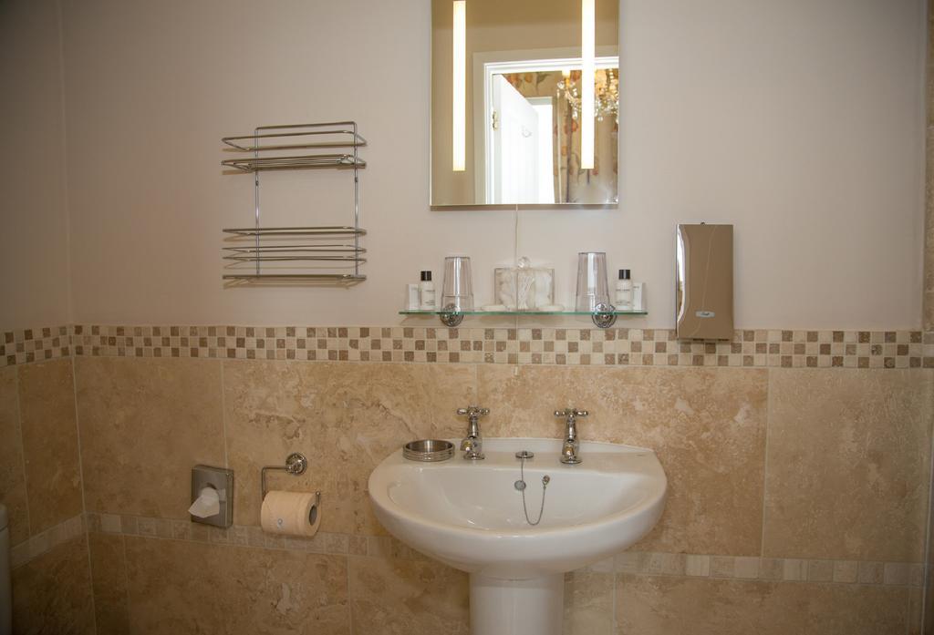 Bed and Breakfast Southbank House Херефорд Экстерьер фото