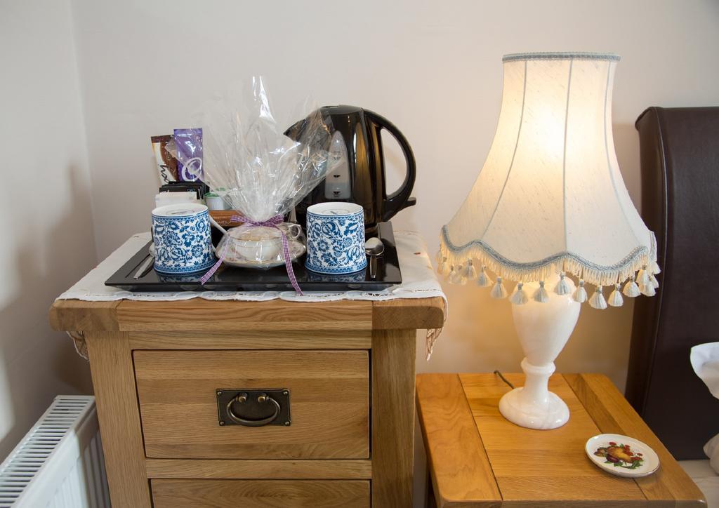 Bed and Breakfast Southbank House Херефорд Экстерьер фото